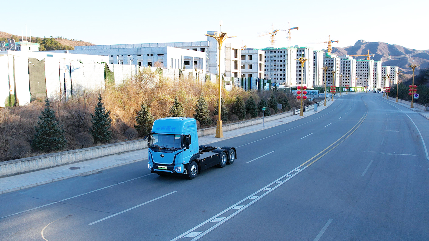 宇通重卡T系列牽引車再交付!助力承德打造綠色運輸新生態 宇通重卡T系列牽引車再交付!助力承德打造綠色運輸新生態